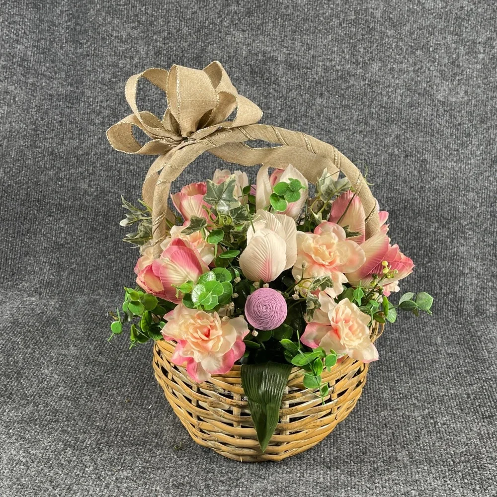 * Spring Tulip Basket Centerpiece